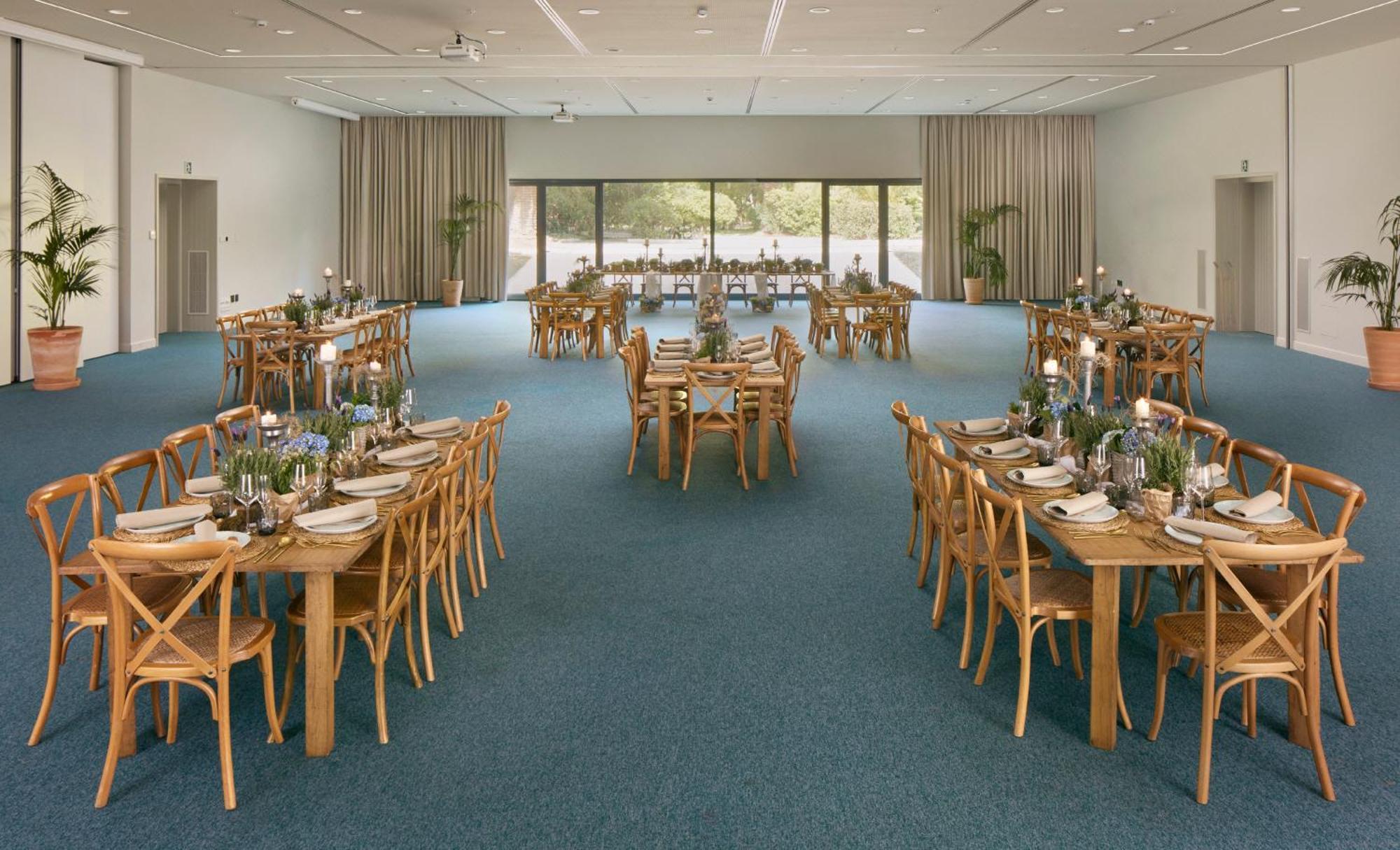 เอ็มอี ซิตเจส เตร์รามาร์ Hotel ซีเจส ภายนอก รูปภาพ The interior of the main hall