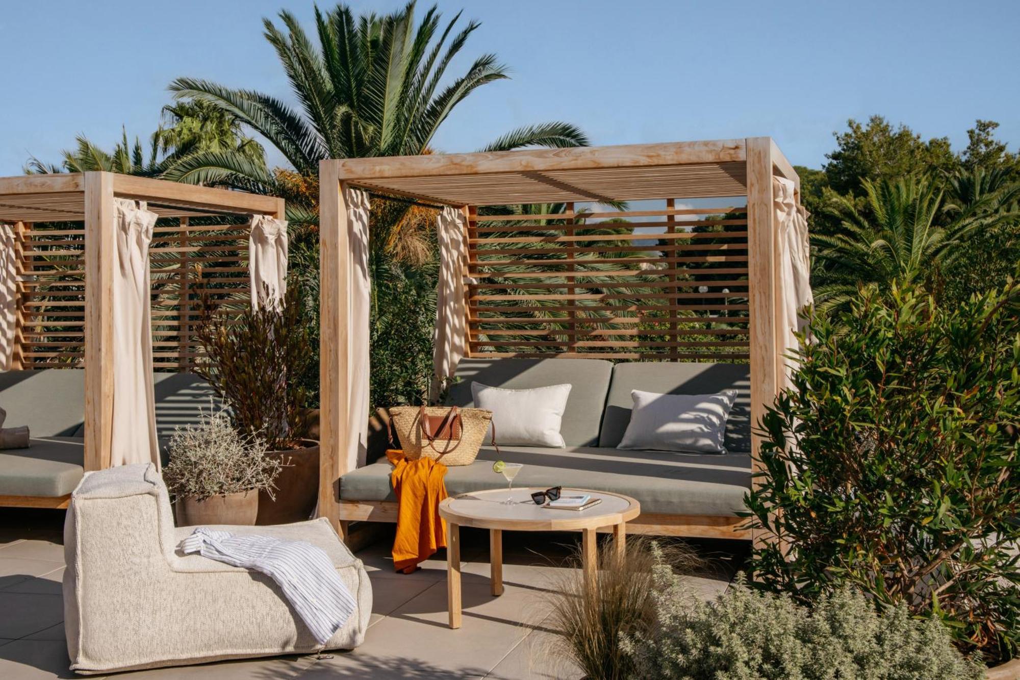 เอ็มอี ซิตเจส เตร์รามาร์ Hotel ซีเจส ภายนอก รูปภาพ Pergola