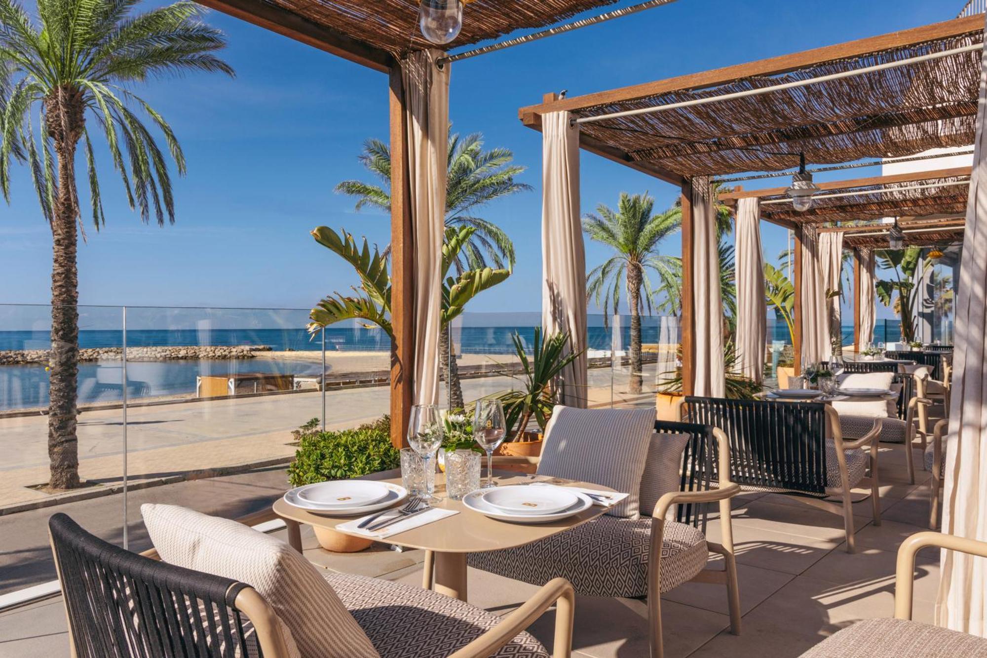 เอ็มอี ซิตเจส เตร์รามาร์ Hotel ซีเจส ภายนอก รูปภาพ The Beach Club at the Hilton Tel Aviv